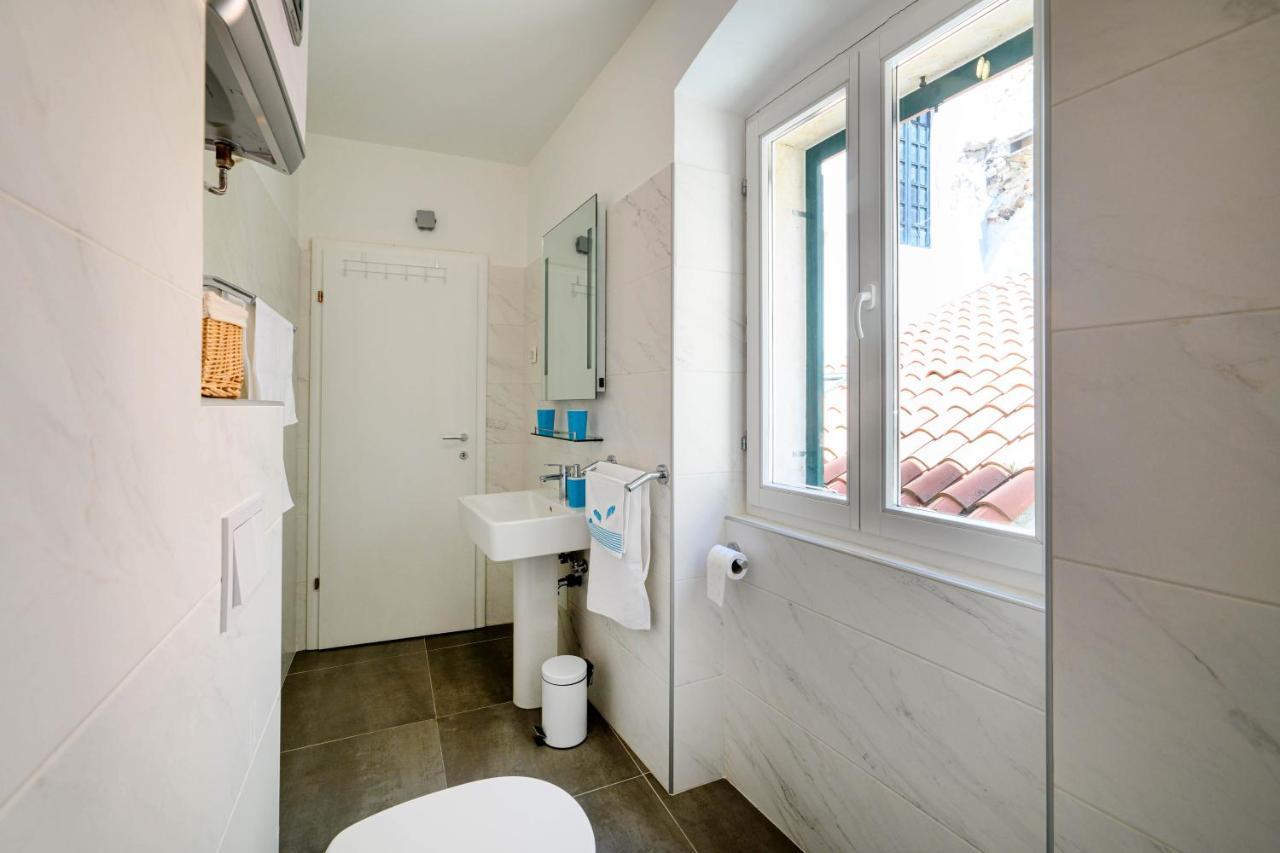 Apartments Festum Шибеник Екстер'єр фото
